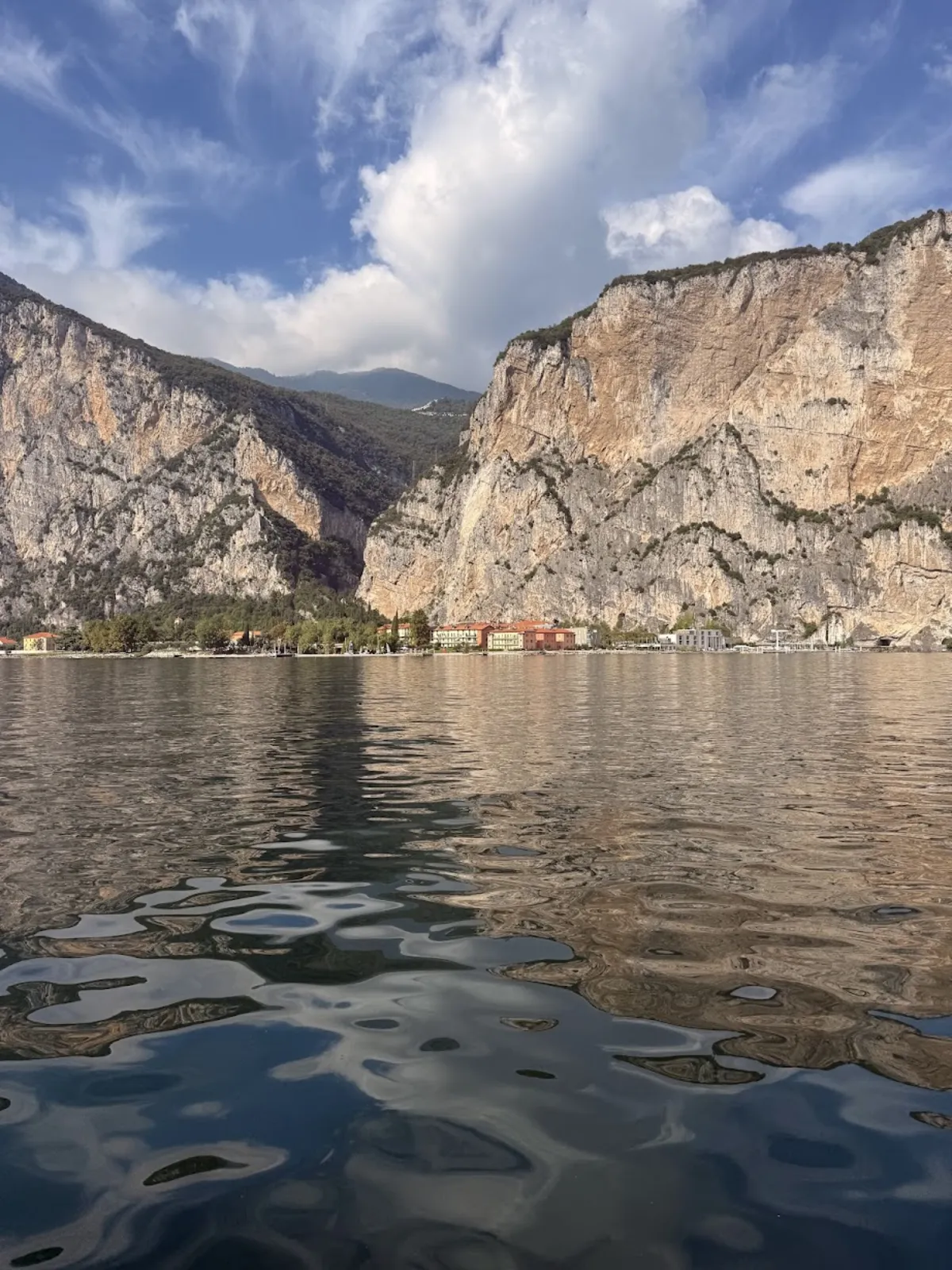 Vista panoramica di Campione del Garda