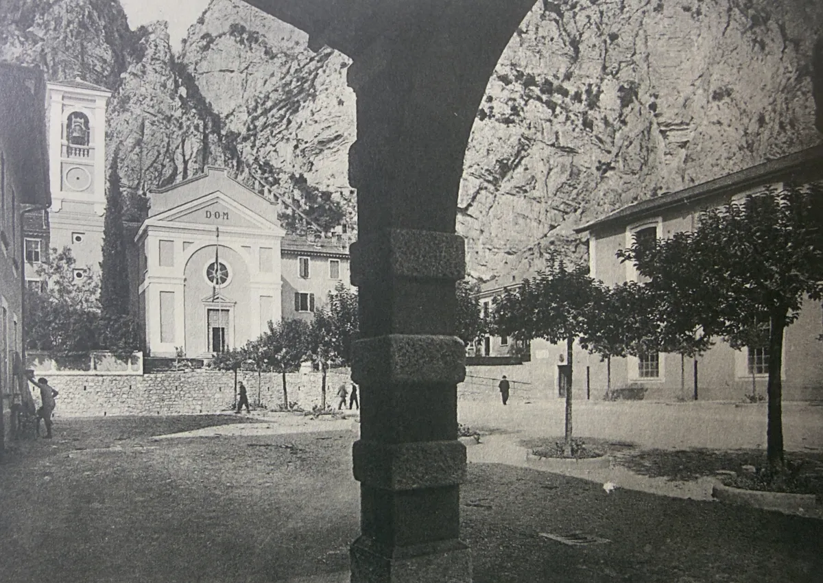 Strada storica Campione del Garda