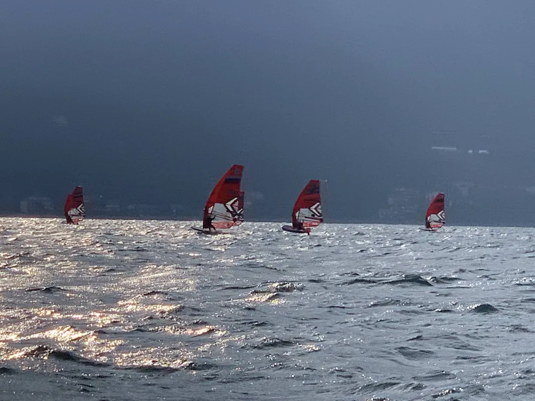 Windsurf a Campione